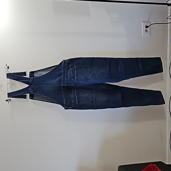 NWOT GAP Denim Overalls! - Picture 6 of 10